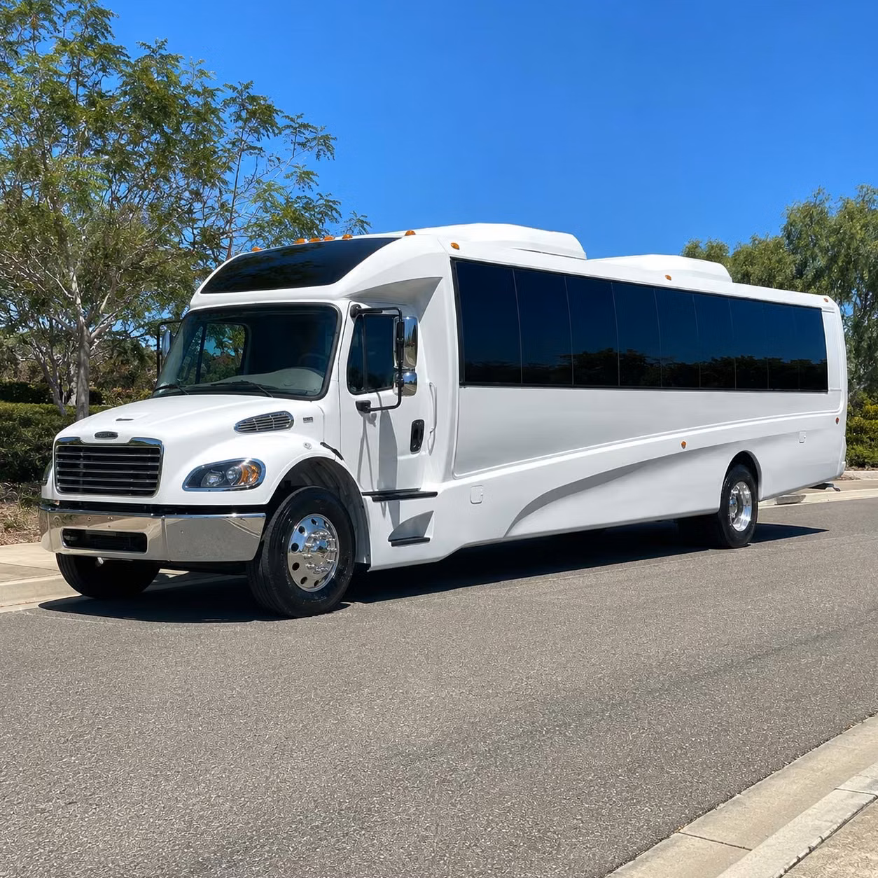 palm bay 28 passenger minibus rental