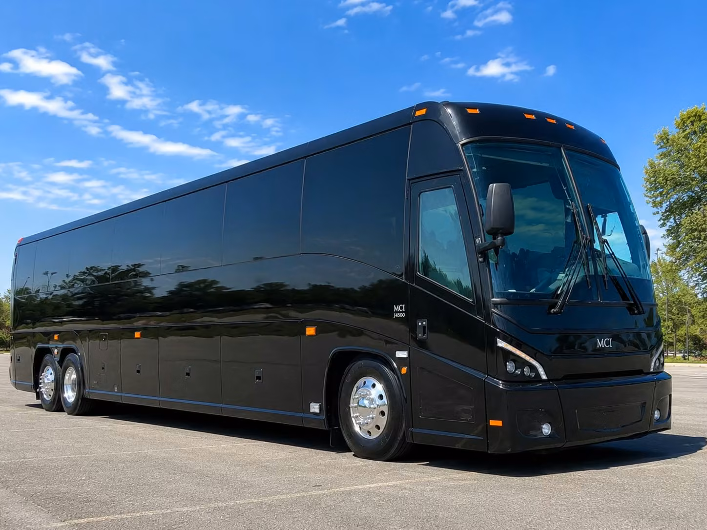 wedding shuttle bus service in palm bay keeps every guest on time and stress free